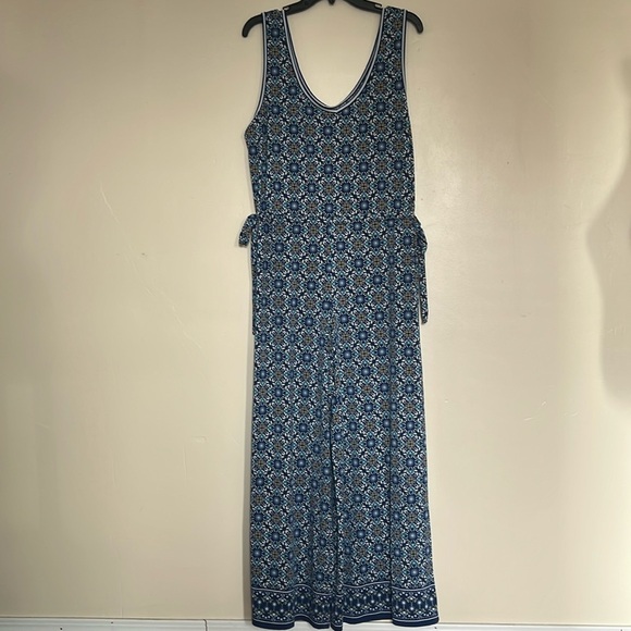 Max Studio Pants - Max Studio Blue Patterned Sleeveless Jersey Jumpsuit with Ties at Waist - Size L